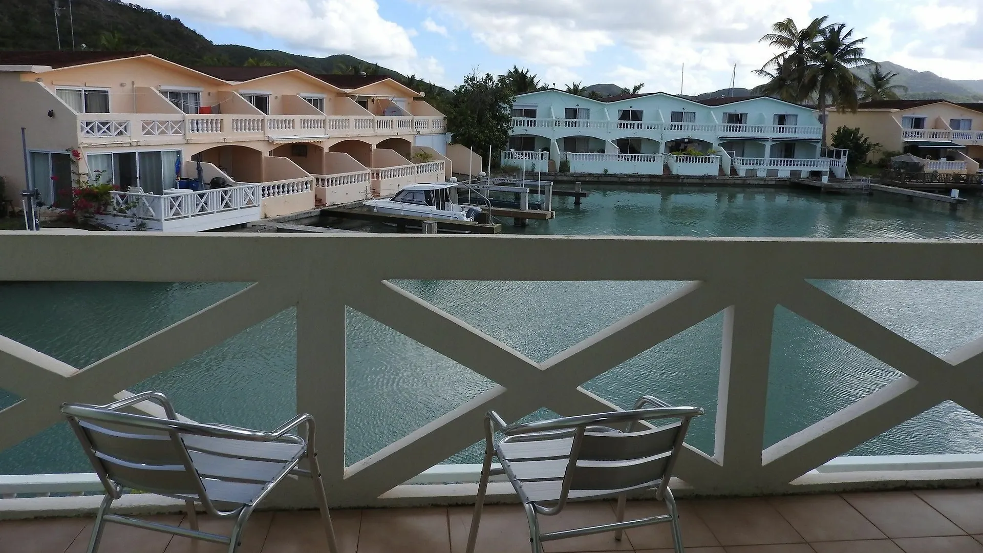 Apartament 420C Jolly Harbour Villas
